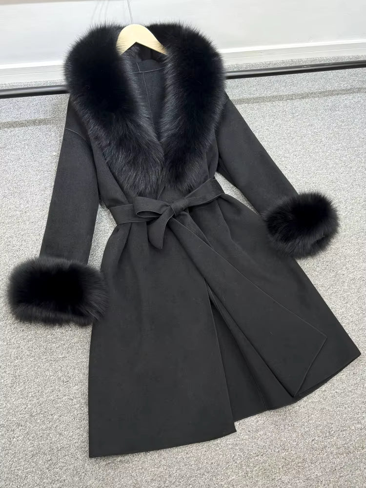 VIVIANNE - TIMELESS ELEGANCE COAT (FAUX FUR VERSION)